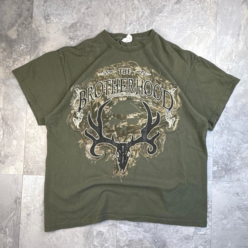 Y2K Green The Brotherhood Bone Collector Hunting Graphic T Shirt Medium